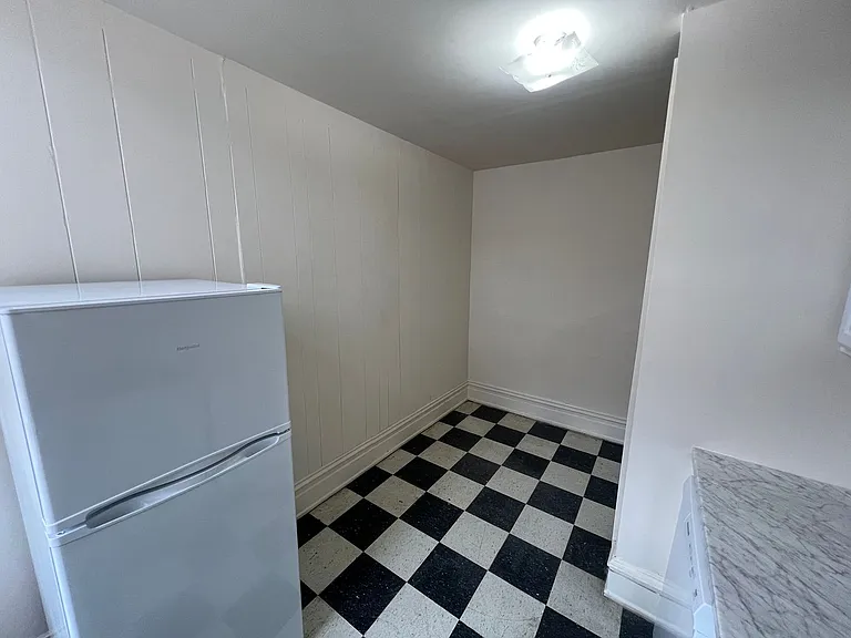 2601 Park Avenue — Photo 6