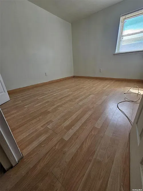 6 Ticonderoga Ct — Photo 3