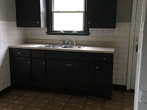 2nd image of 5100 Marion Ave