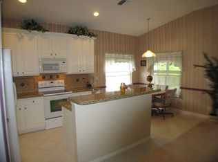 3730 Old Lighthouse Cir, Wellington, FL 33414