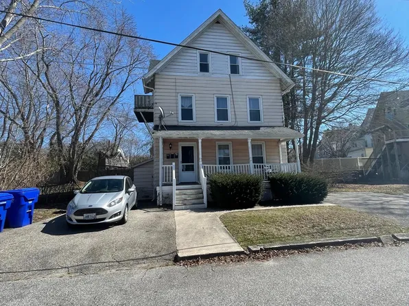 3 Courtyard Cir #3, Westerly, RI 02891