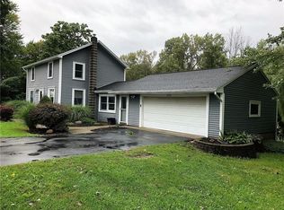 950 Martin Rd, West Henrietta, NY 14586