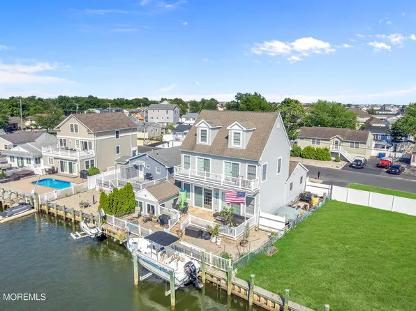 3138 Windsor Avenue, Toms River, NJ 08753