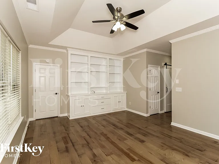32 Soapstone Ln — Photo 9