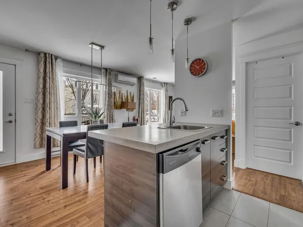 2 Rue De Bienville #105, Levis, QC G6V 0K5