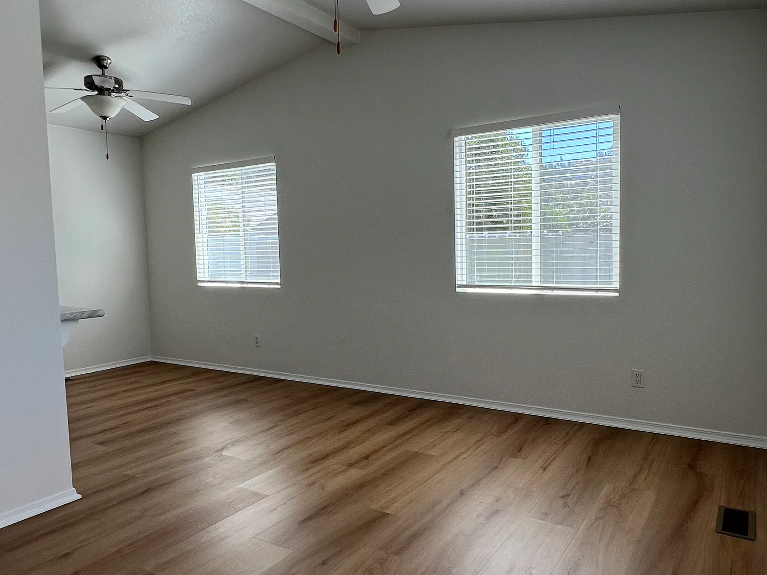 3 bed, $3,595 — Photo 3