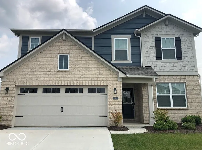 16427 Sedalia Dr — Photo 2