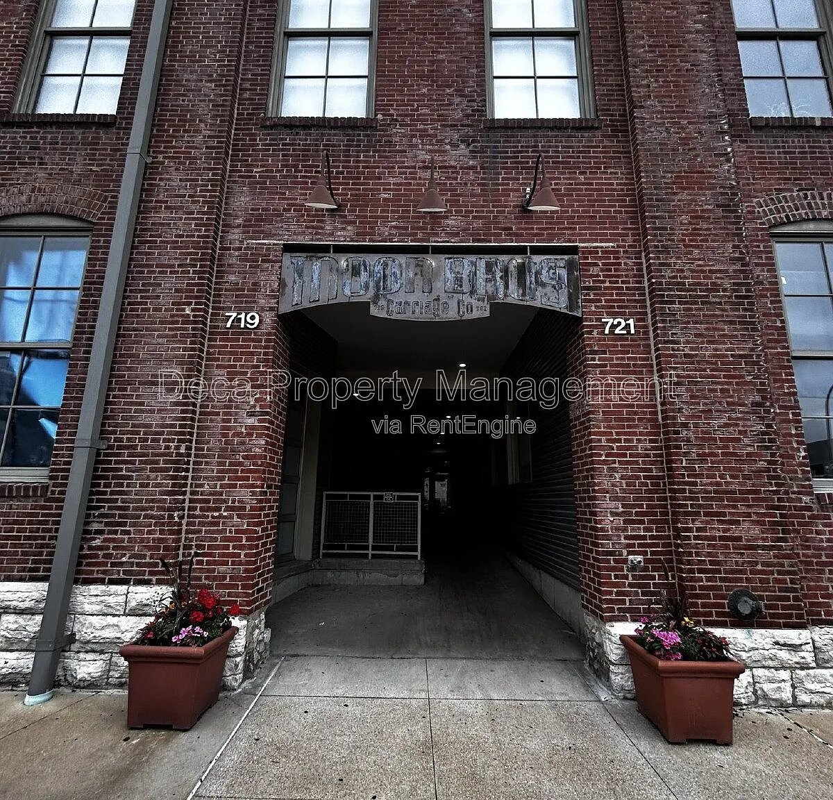2 bed, 2.0 bath, 1240 sqft, $1,500 — Photo 2