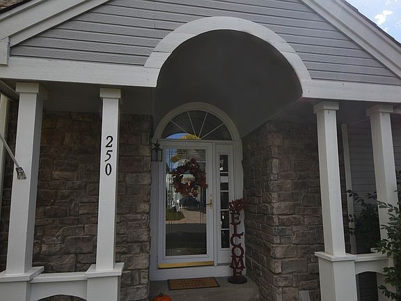 2nd image of 250 Fairfield Ln