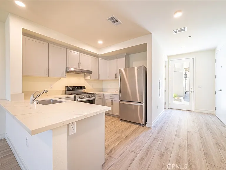 160 S New Ave #1 — Photo 16