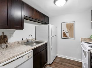 Bellmont Victoria I, Baton Rouge, LA 70805