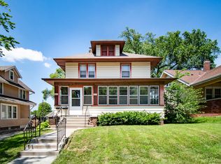 4210 Davenport St, Omaha, NE 68131