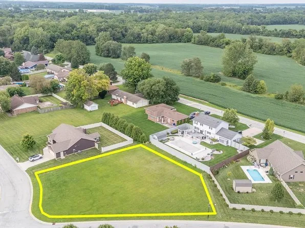 4220 Albright Rd, Kokomo, IN 46902