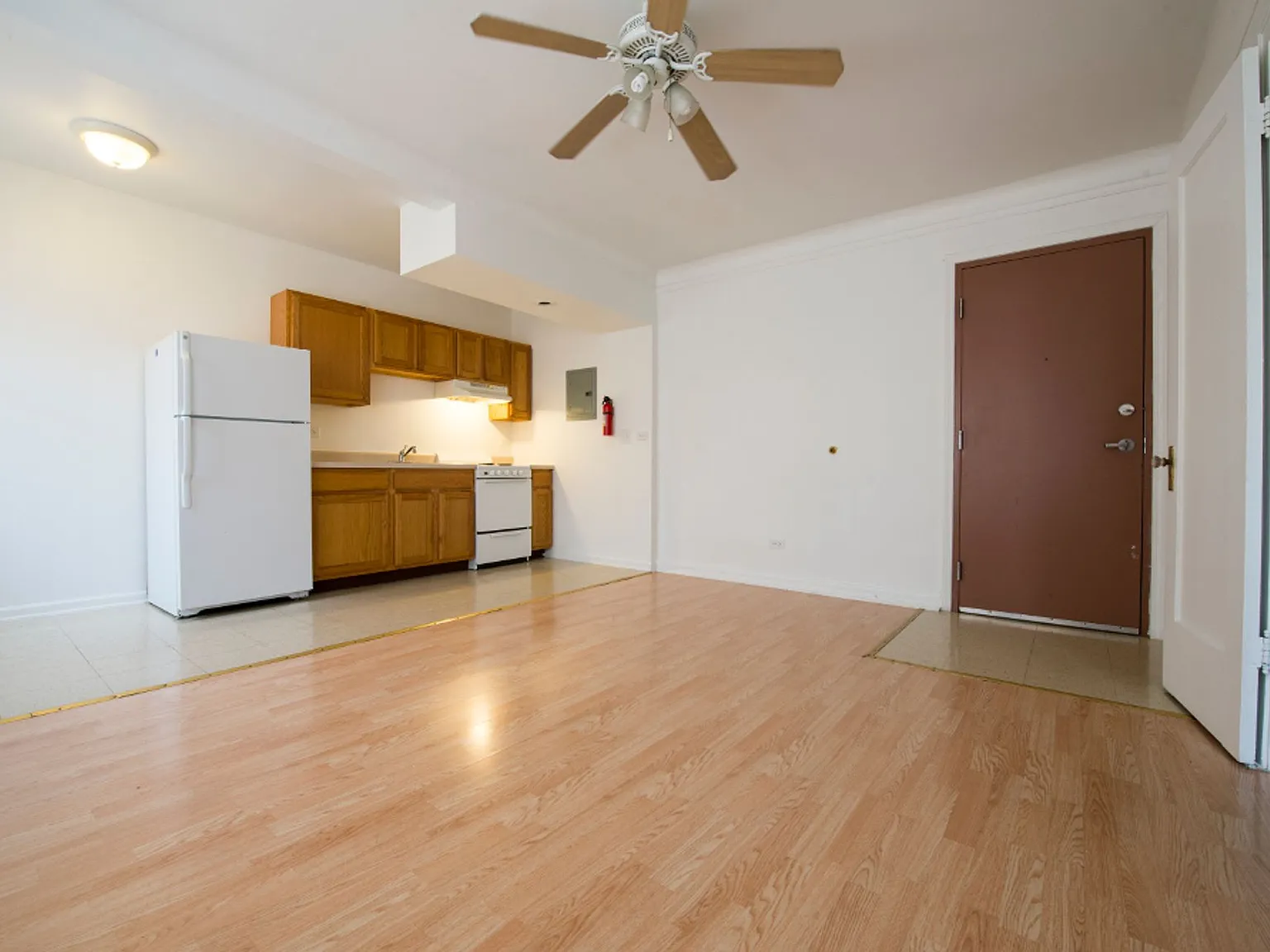 5957 W Madison — Photo 2