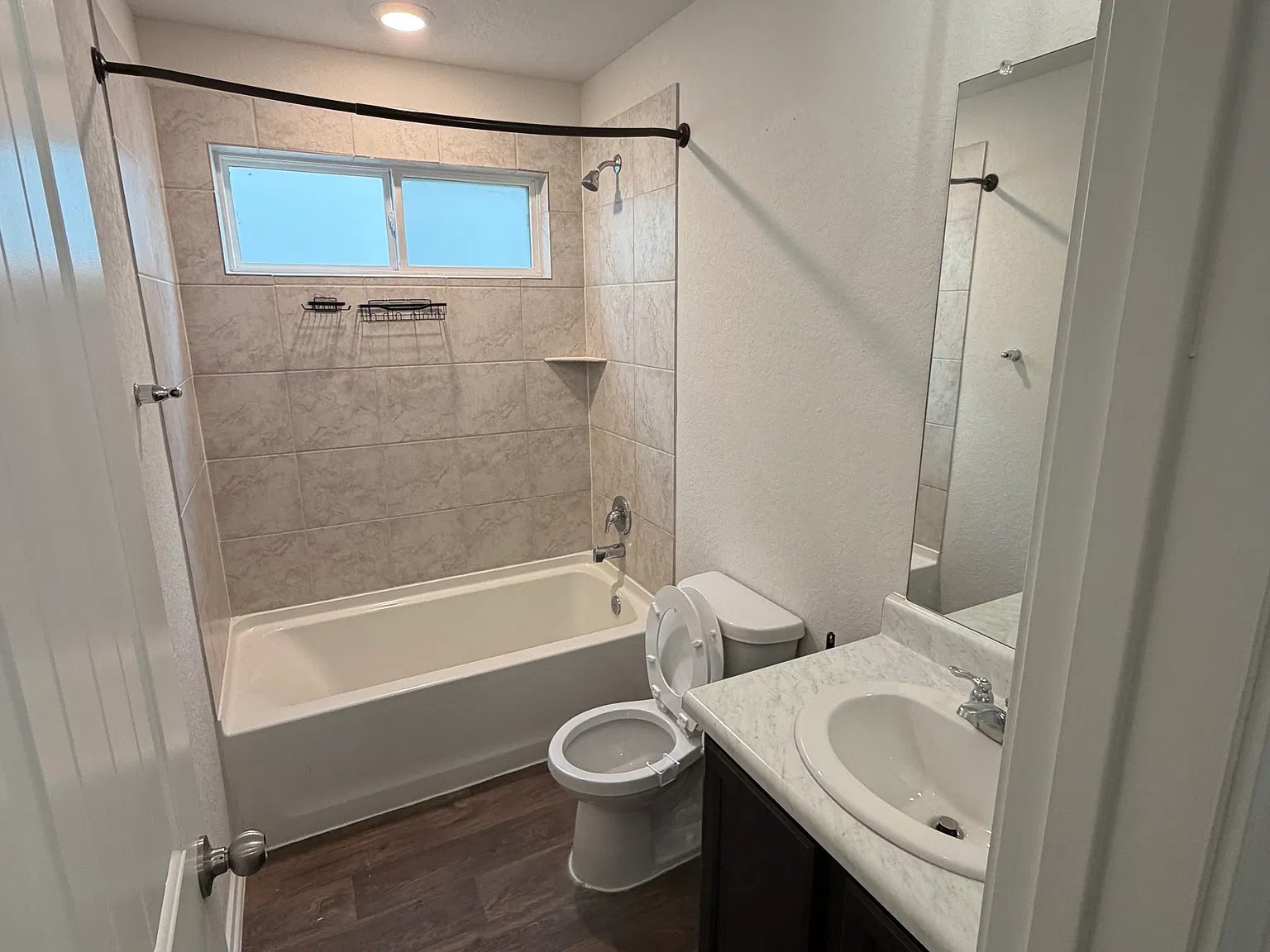 4 bed, 2533 sqft, $1,895 — Photo 4