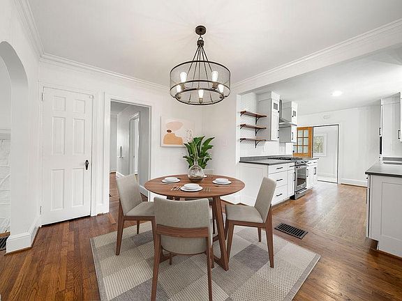 Dining Room facing in towards the kitchen