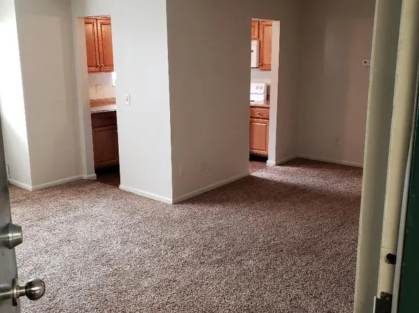 Riverside Court Apartments, 120 Riverside Ct APT 32, Elyria, OH 44035