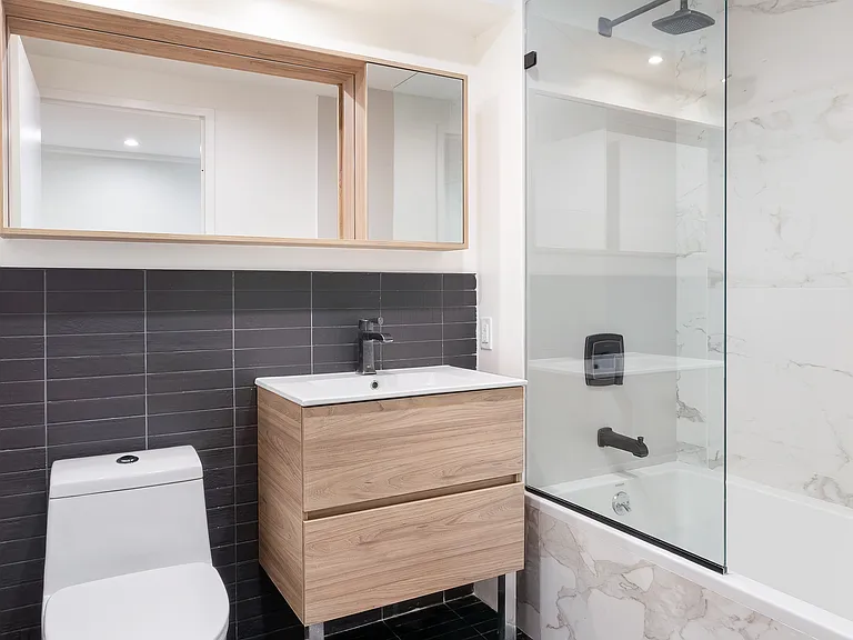 25 Bruckner Blvd #5P — Photo 10