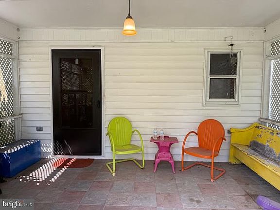 5th image of 4099 Meadow Bridge Rd