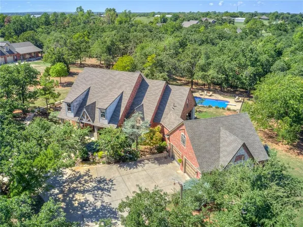 625 Grape Vine Rd, Blanchard, OK 73010