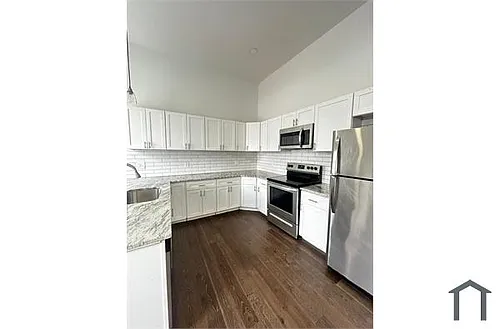 1512 W Girard Ave #1R Photo 1