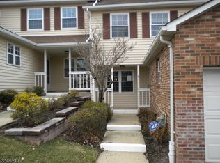 31 Canterbury Rd #31, Chatham, NJ 07928