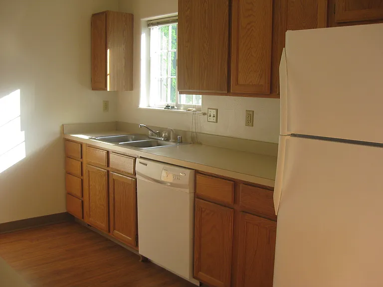 4104 Hillview Way — Photo 7