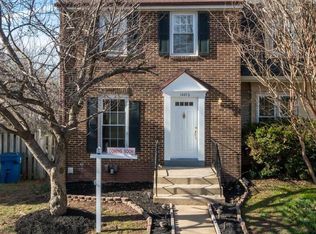 14456 Black Horse Ct, Centreville, VA 20120
