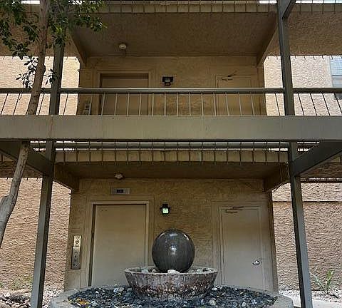 3rd image of 5124 N 31ST Place #542