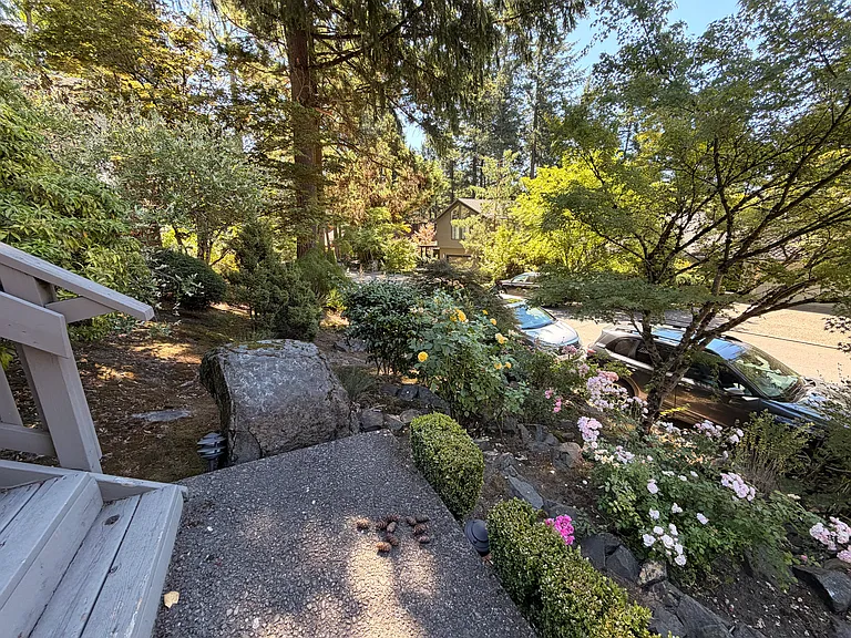 56 Aquinas St — Photo 30