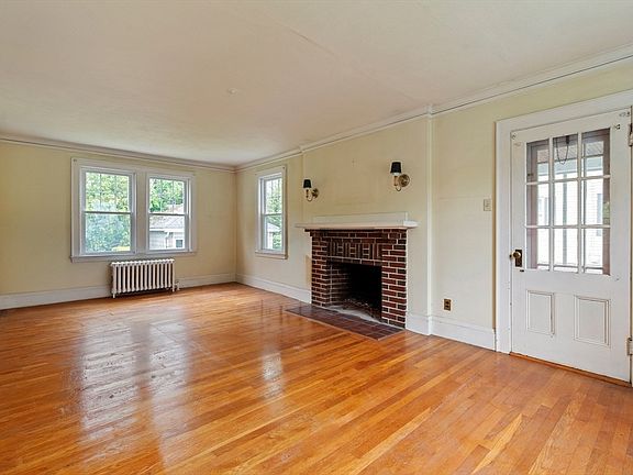 4th image of 38 Bailey Rd