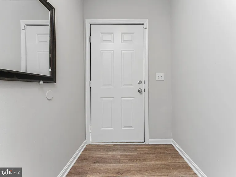 2534 Peter Jefferson Ln — Photo 3