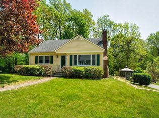 26 Bayberry Ln, Cohasset, MA 02025