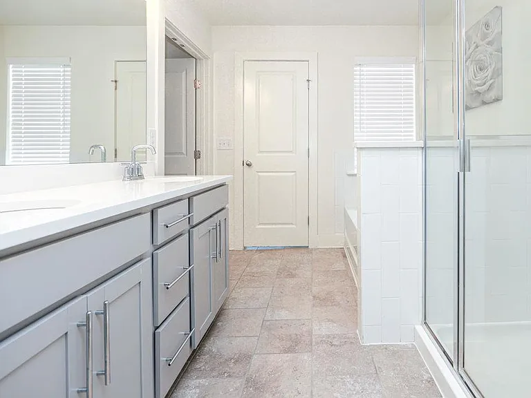 7 Steelwood Ct — Photo 16