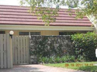 8120 SW 83rd St, Miami, FL 33143
