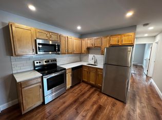 10 Liscomb St #14-2-2, Worcester, MA 01604