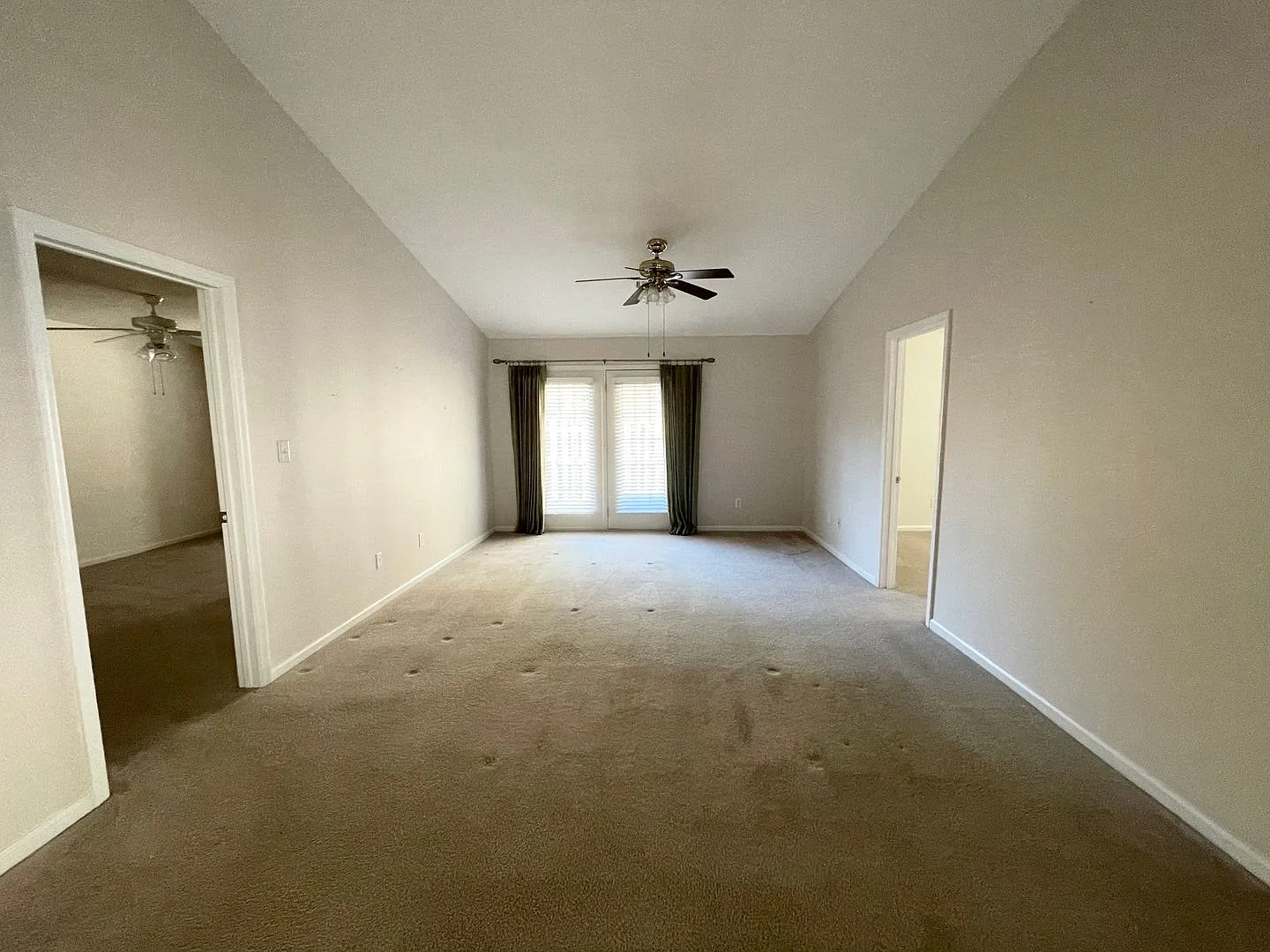 Regency Park Subdivision — Photo 2