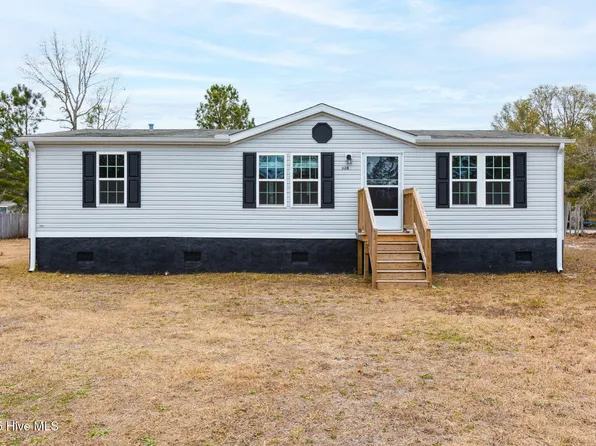 328 Westbrook Drive, Rocky Point, NC 28457