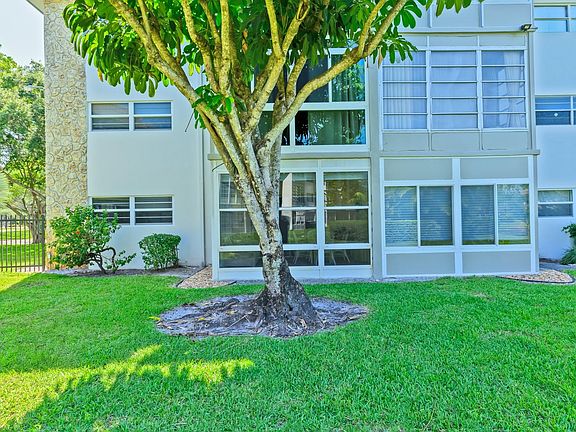3rd image of 3506 NW 49th Avenue #416