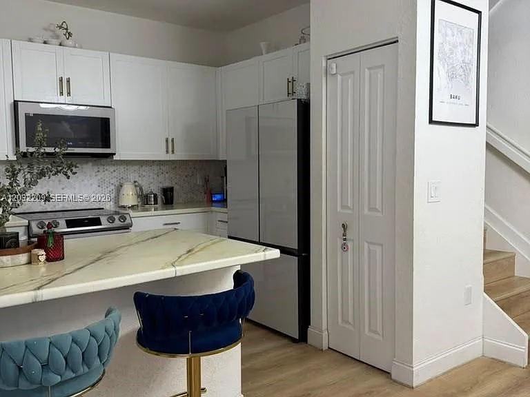 20731 NE 7th Pl #20731 — Photo 18