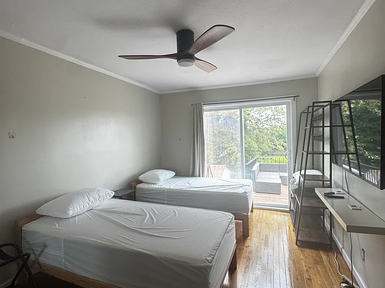 25440 Craft Ave #2 — Photo 7