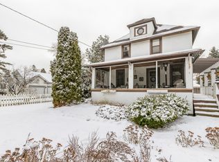 941 W Winchester Rd, Libertyville, IL 60048