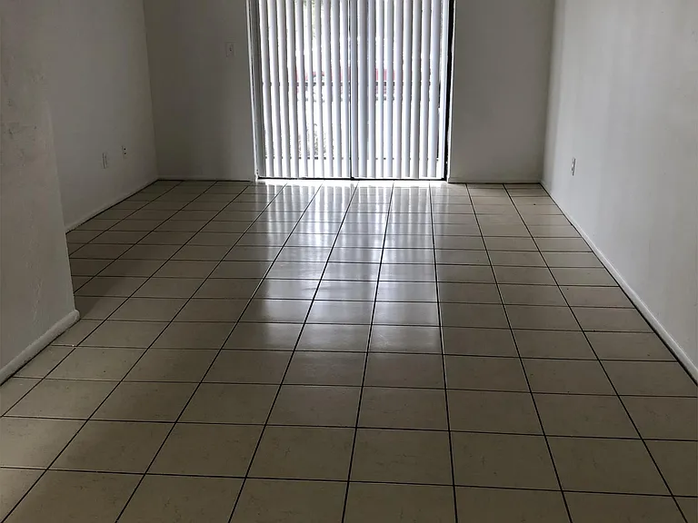 2340 Maple Ave #401 — Photo 7