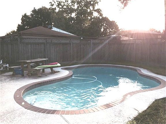 2nd image of 10507 Sagebriar Dr