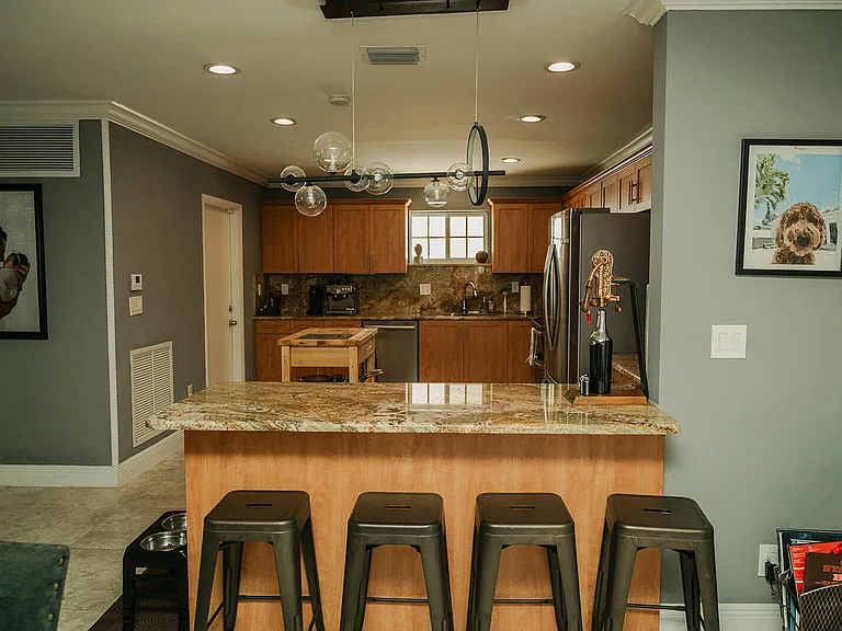 4815 Johnson St — Photo 36