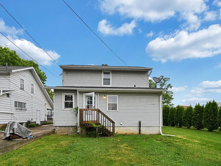 5 Cottage St — Photo 32
