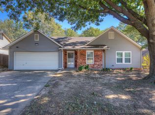 5105 S Lions Ave, Broken Arrow, OK 74011
