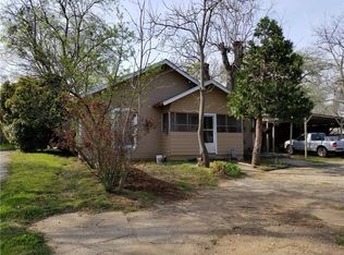 209 E Main St, Pilot Point, TX 76258