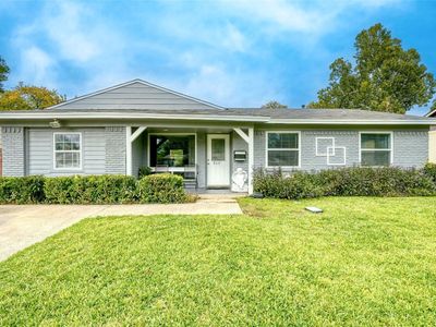 8615 Ashcroft Ave, Dallas, TX, 75243