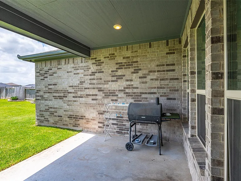 288 Kara Mist Ct — Photo 33